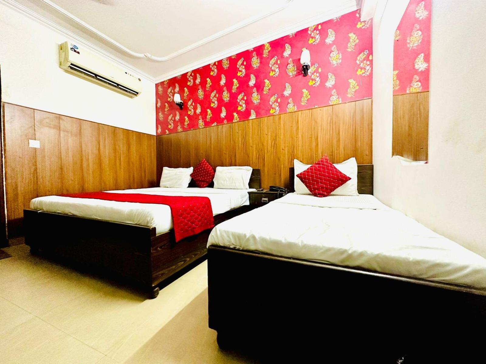Hotel Galaxy Inn Near Delhi International Airport New Delhi Exterior foto