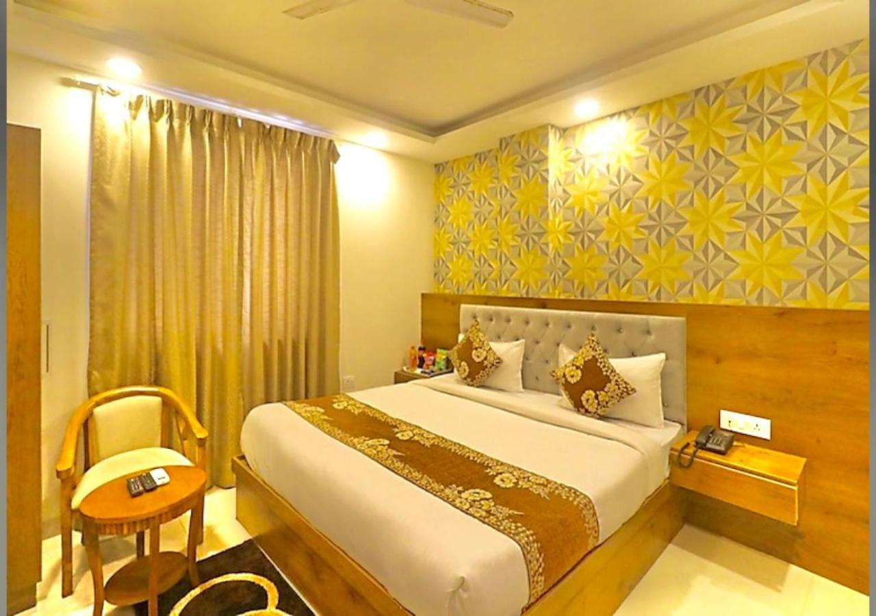 Hotel Galaxy Inn Near Delhi International Airport New Delhi Exterior foto