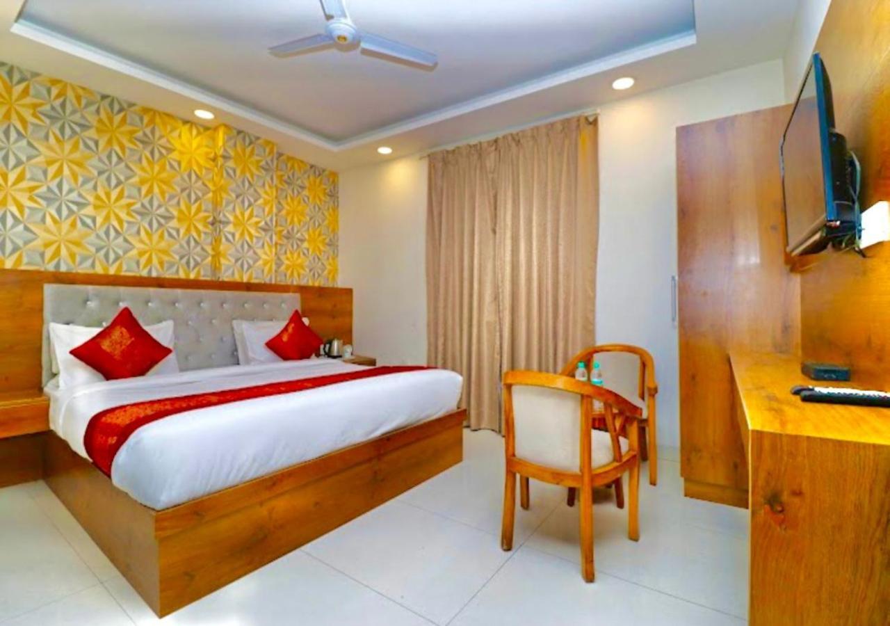Hotel Galaxy Inn Near Delhi International Airport New Delhi Exterior foto