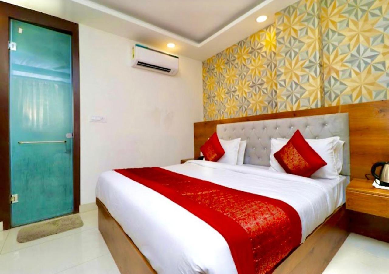 Hotel Galaxy Inn Near Delhi International Airport New Delhi Exterior foto